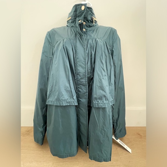 T Tahari Windbreaker Jacket Front Zipper with Hood Size M NWT - Picture 3 of 8